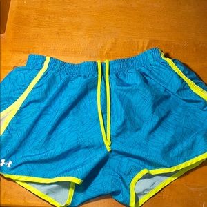 Women’s under armour running short